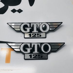 مارک آرم قاب بغل موتور سیکلت کاواساکی GTO فلزی (سفید)